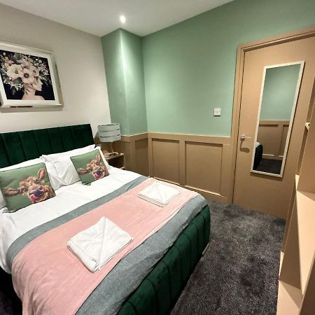 בלקפול Strawberry Fields Suite By Sasco Apartments מראה חיצוני תמונה