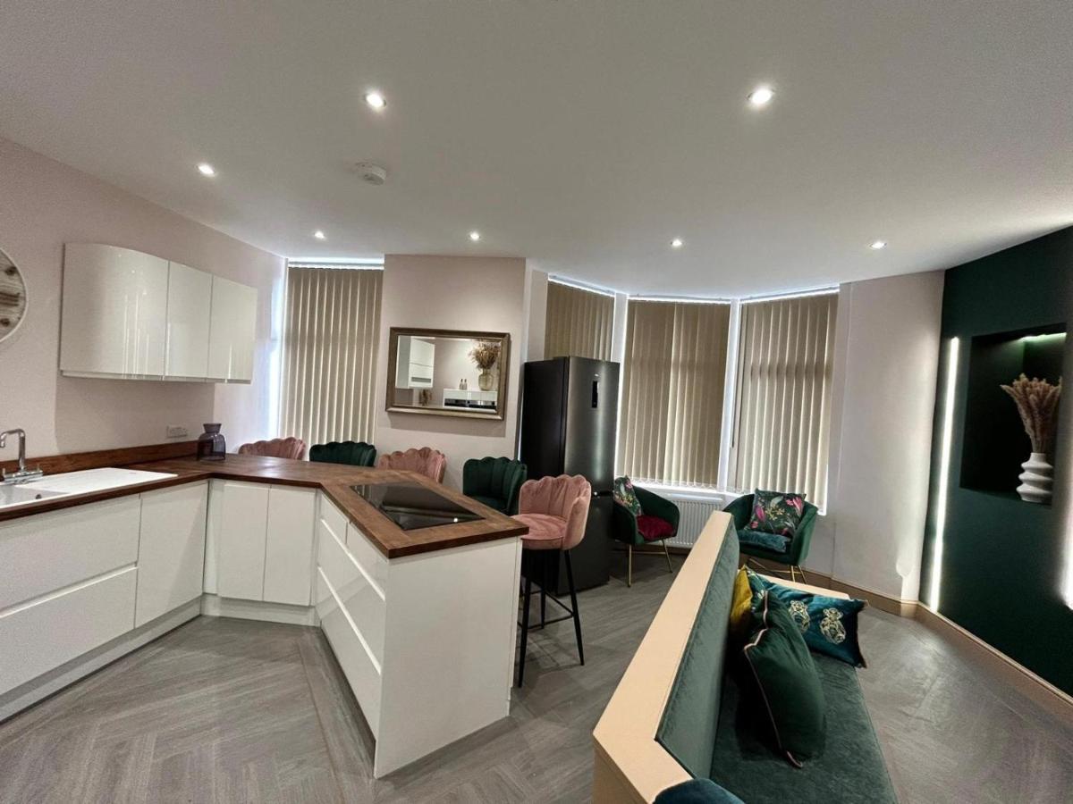 בלקפול Strawberry Fields Suite By Sasco Apartments מראה חיצוני תמונה