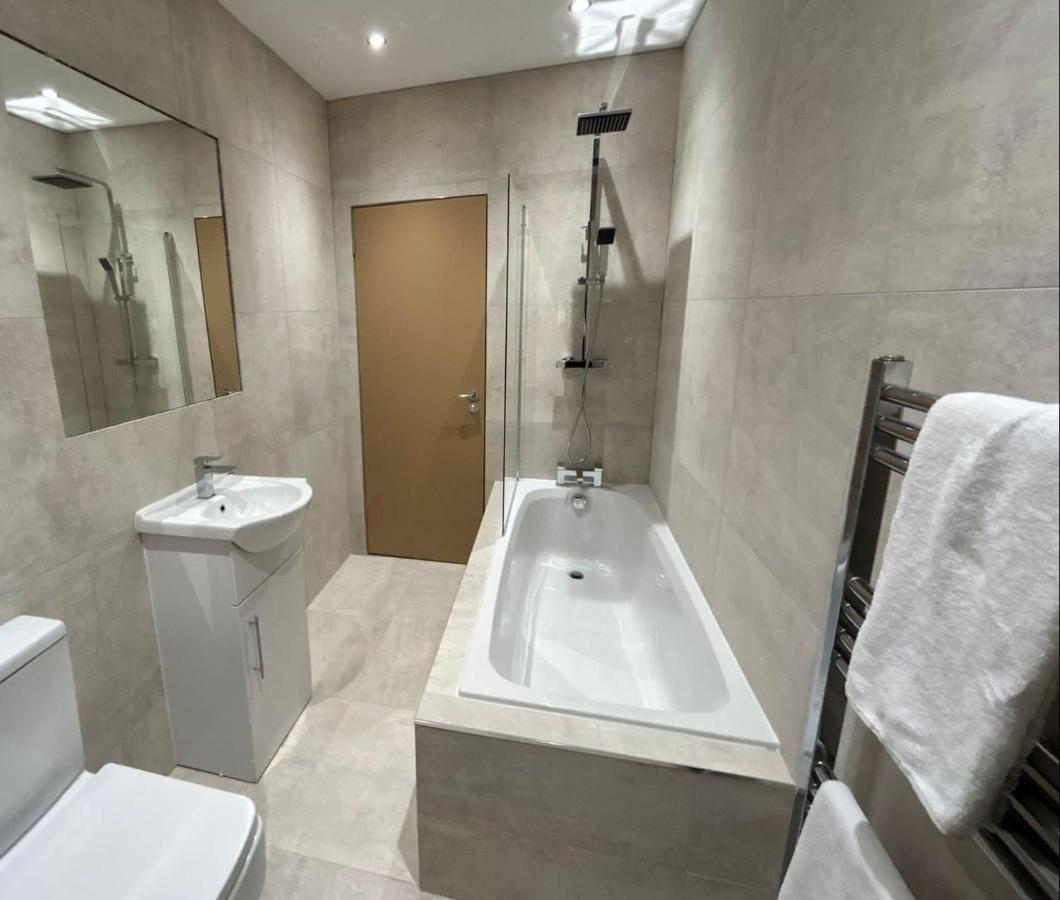 בלקפול Strawberry Fields Suite By Sasco Apartments מראה חיצוני תמונה