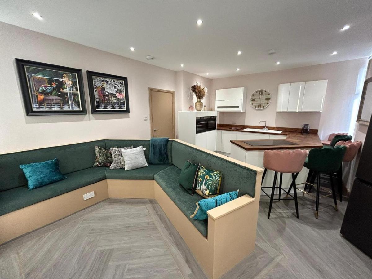 בלקפול Strawberry Fields Suite By Sasco Apartments מראה חיצוני תמונה