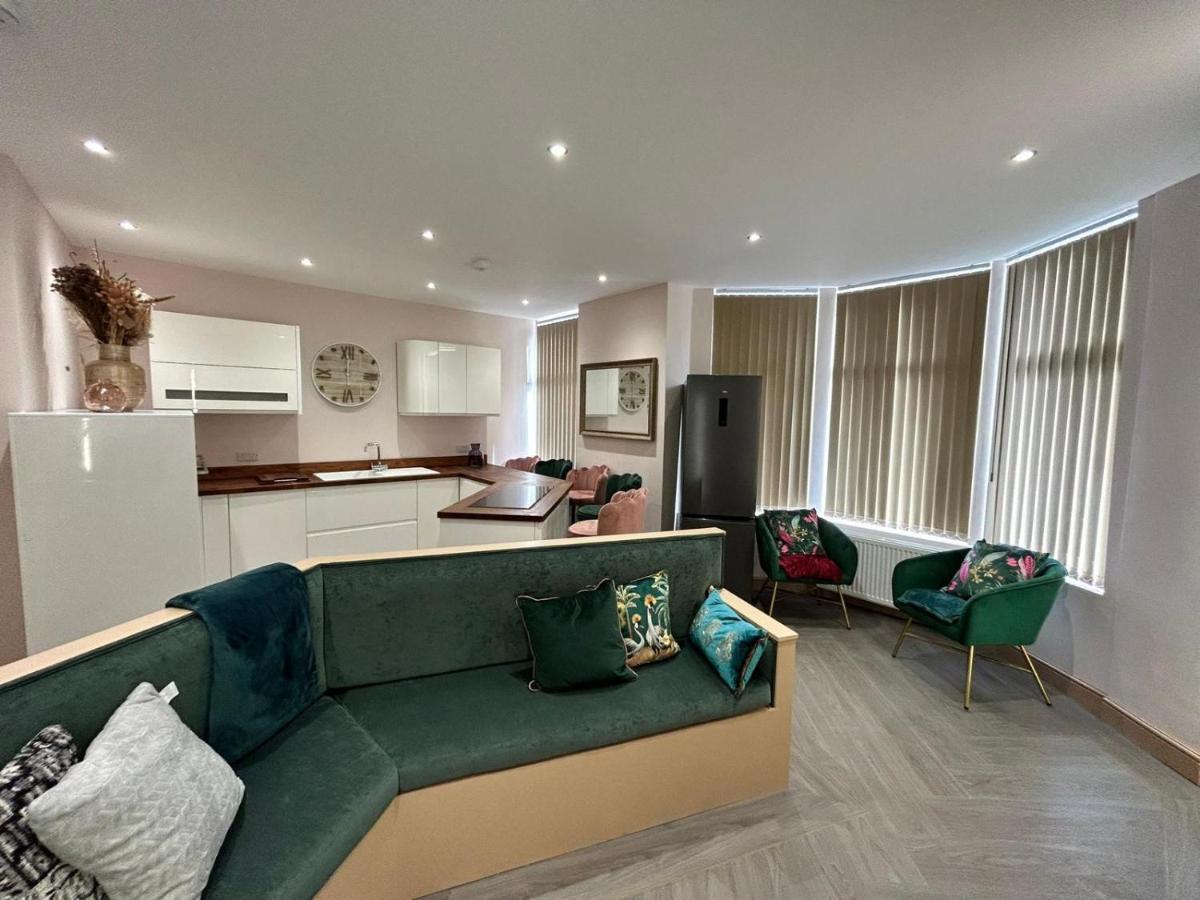 בלקפול Strawberry Fields Suite By Sasco Apartments מראה חיצוני תמונה